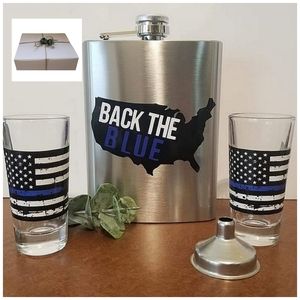 NWOT "Back the Blue" gift set